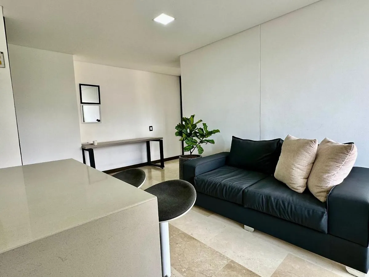 1101 El Poblado! Two Balconies & A Beautiful View Apartment Medellin